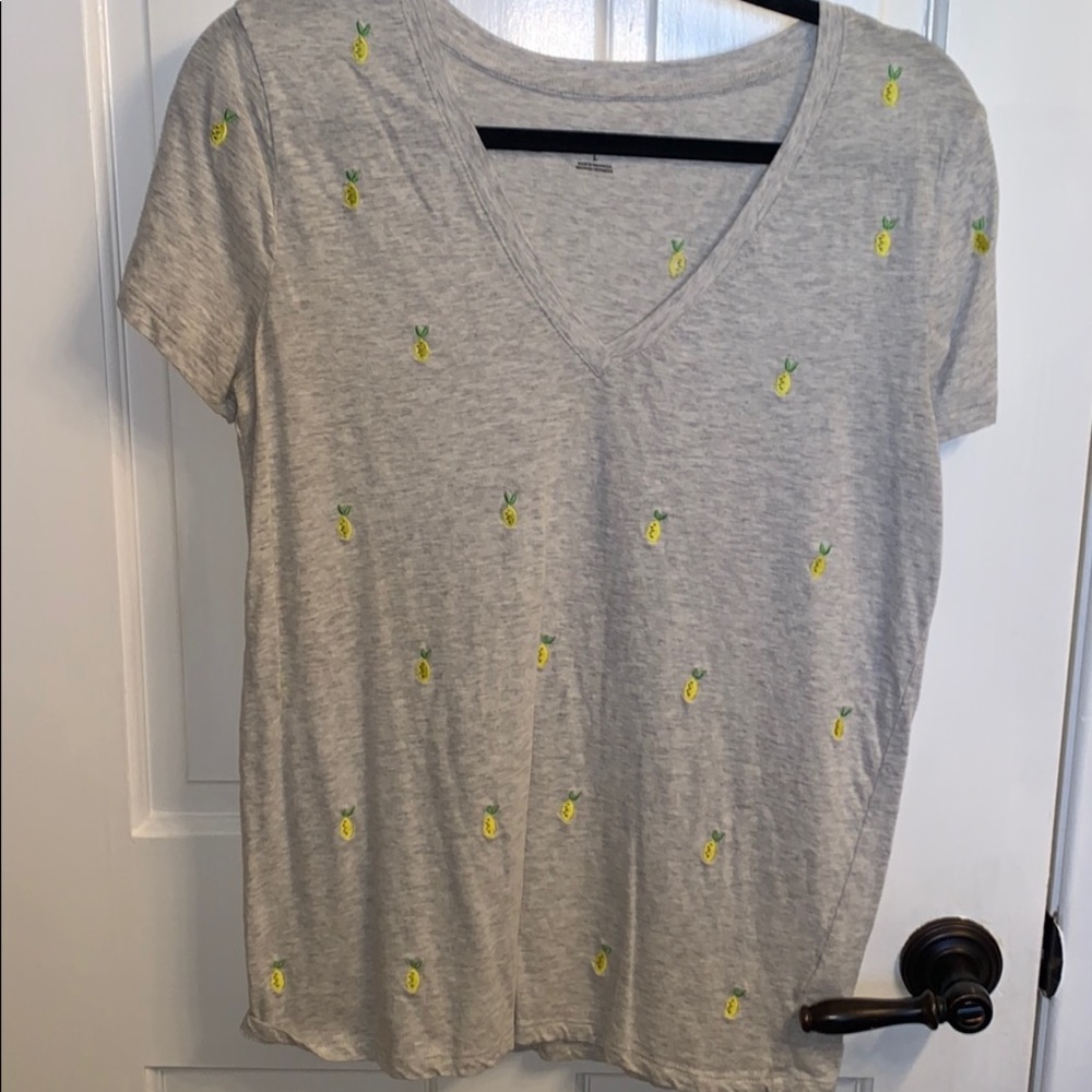 V neck shirt